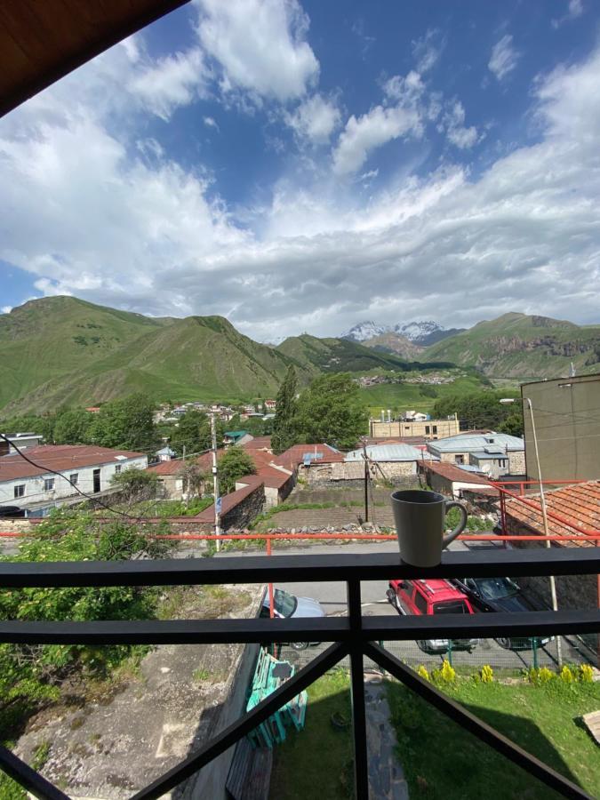 Uptown Boutique Kazbegi Hotel ภายนอก รูปภาพ