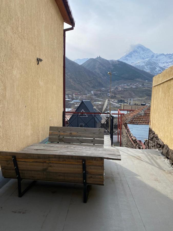 Uptown Boutique Kazbegi Hotel ภายนอก รูปภาพ